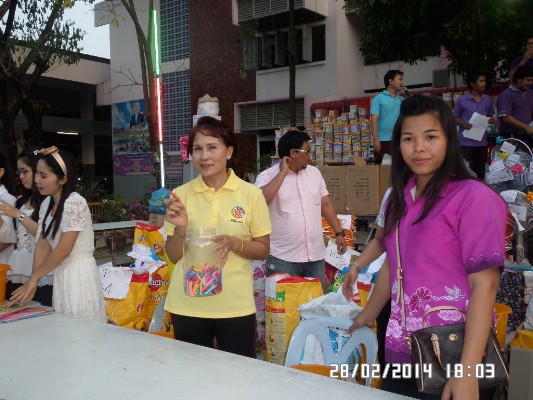2557-2-28 วันดอกนนทรีบาน (254).JPG