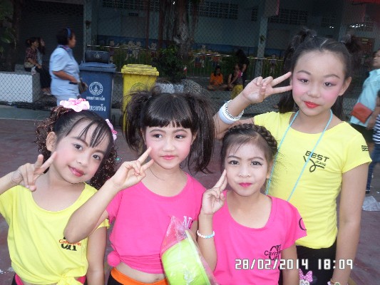 2557-2-28 วันดอกนนทรีบาน (276).JPG